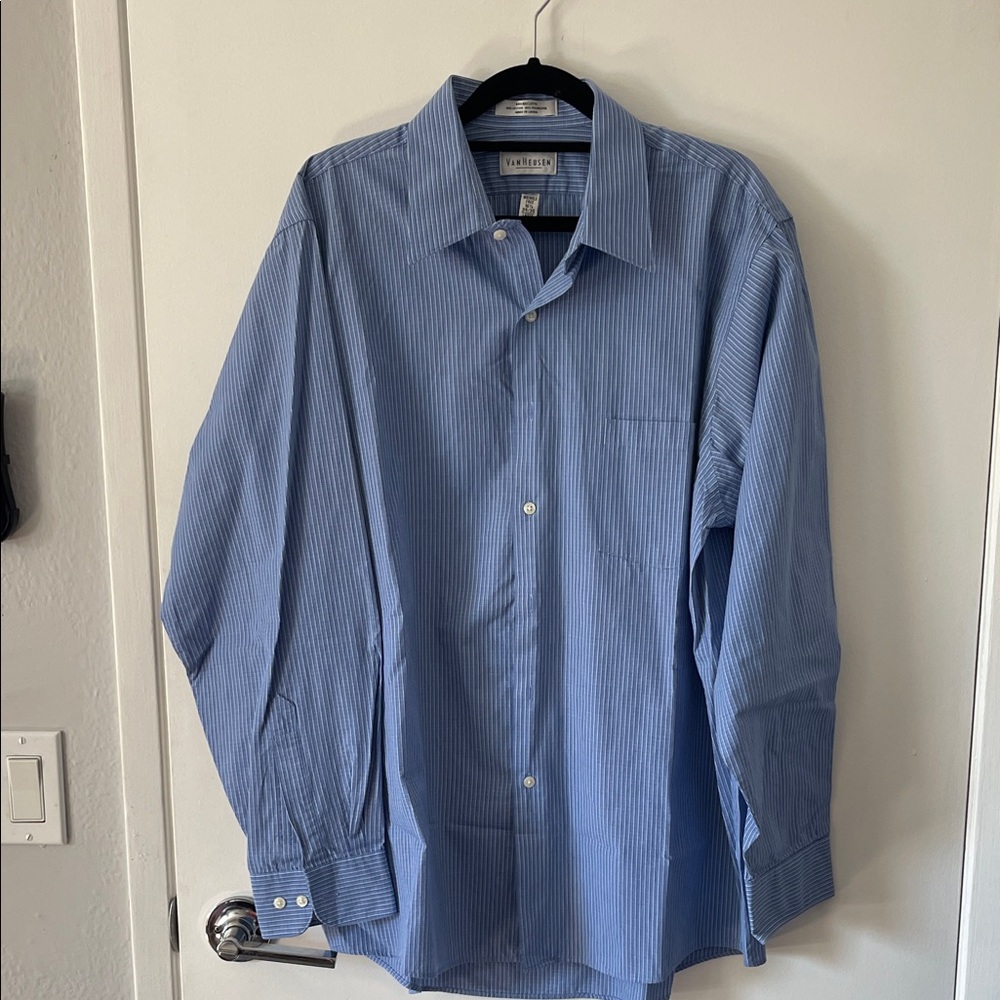 Nordstrom Men's Classic Blue Pinstripe Dress Shirt